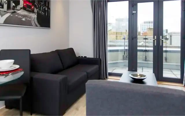 Milestone House by West London Apartments