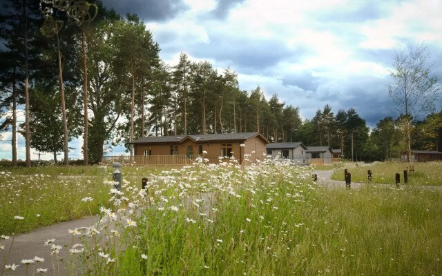 Hollicarrs - Forest Retreat