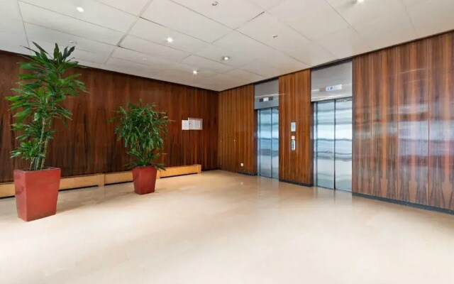 Chic Apartment Near the Champs-elysées