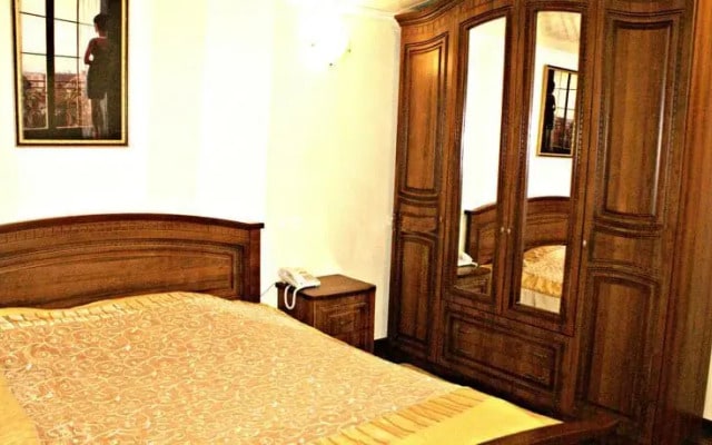 Bayazet Hotel