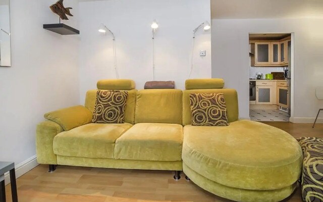 Strand House 21 Night Minimum Stay