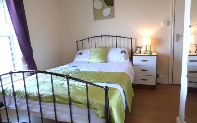 Staveley House