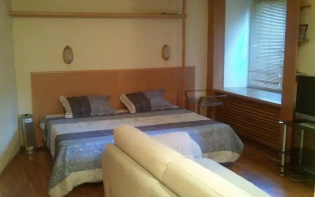 Apartment na Vrazhsky Pereulok