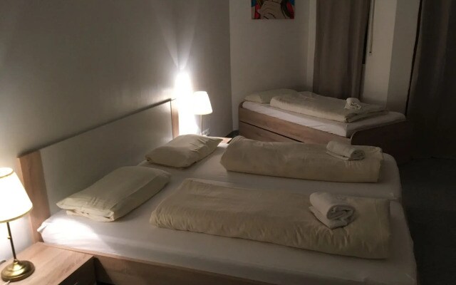 Kn Kahtan Boarding House