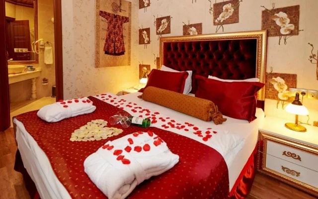 Marmara Deluxe Hotel