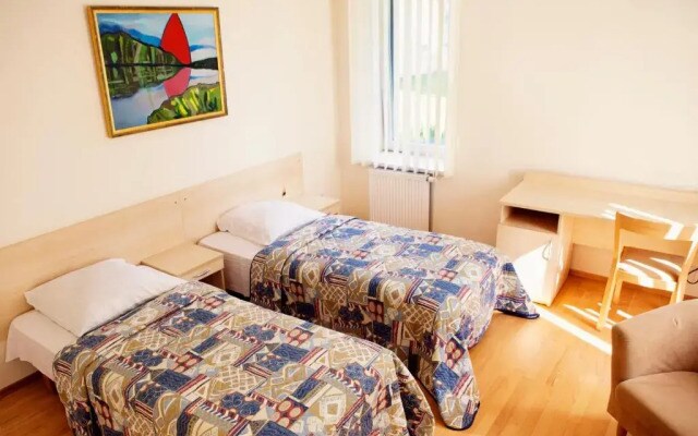 Domus Hotel