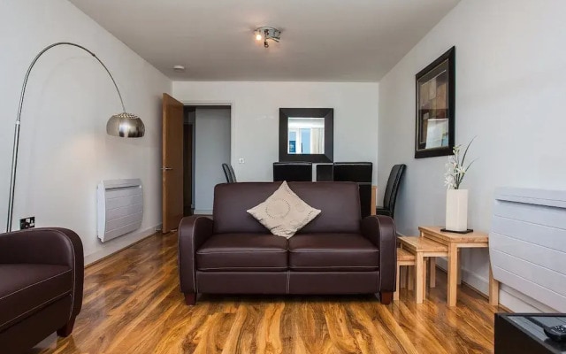 Stunning 2 Bed Apartment with Amazing Views