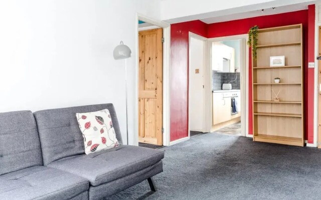 Ideal 2 Bedroom In Well Connected Stratford