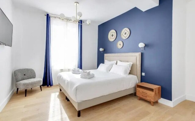 Pick A Flat's Apartment in Le Marais - rue Saint Apoline