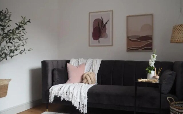 Hounds Gate Luxury Apartments by 1508 Stays