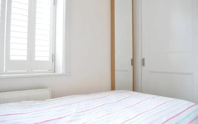 2 Bedroom Apartment With Terrace in Clapham