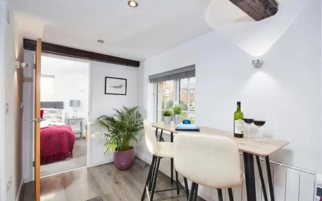 Gateway Mews