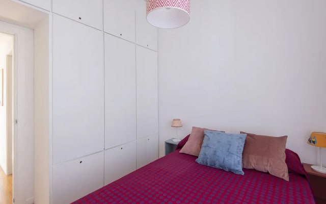 Auditorium Luxury Three Bedroom Apartment