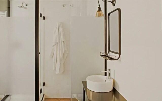 Room Ventura