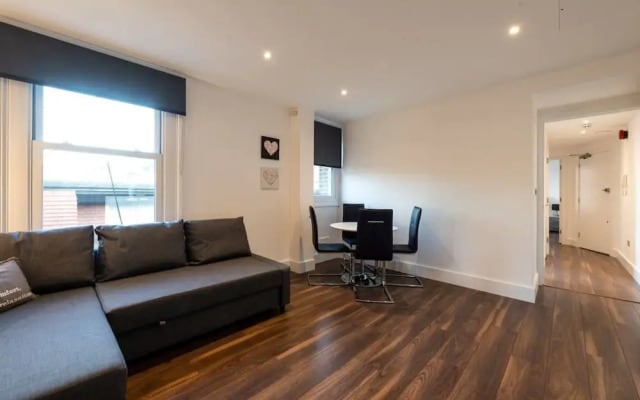 Stunning Hyde Park Apartment SS3