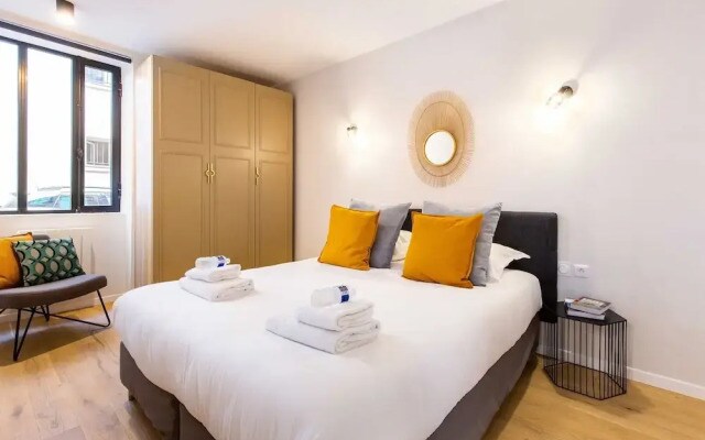 Charming Apartment - 2br/6p - Grands Boulevards