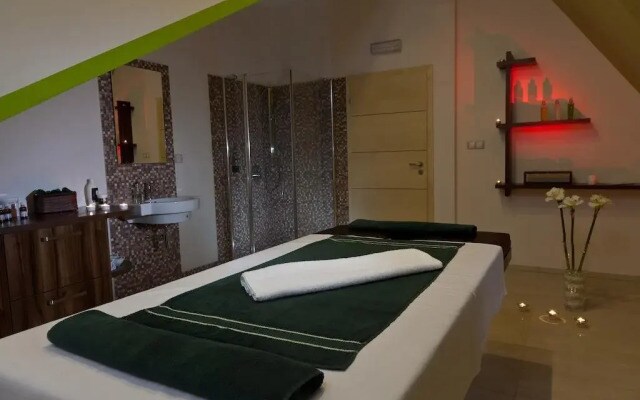 Beltine Forest Hotel