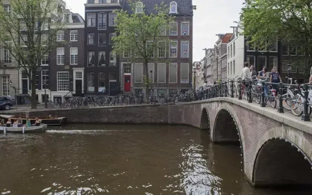 Amsterdam Center Lounge