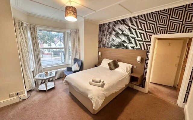 Pine Lodge Hotel & Restaurant Mansfield