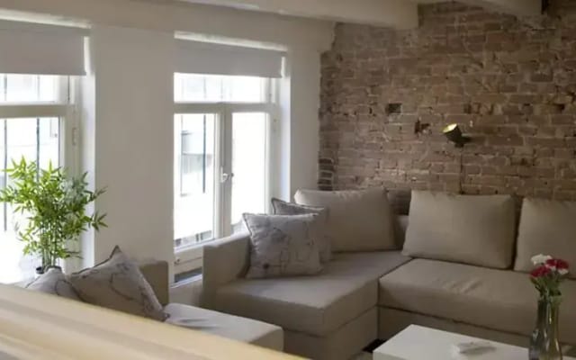 Dam Square House