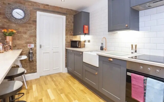 Priory Street Apartment 2