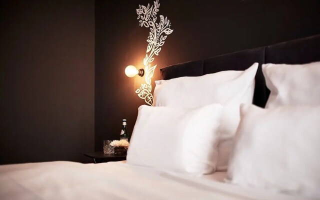 Wdrei Hotel
