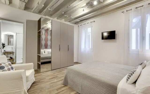 Laguna Luxury 1 by Wonderful Italy