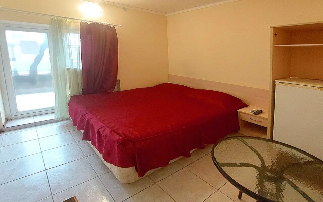 Бриз Family Hotel