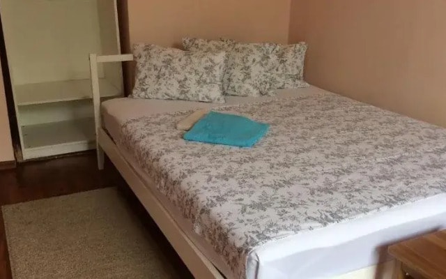 Moskva 2000 na Mashkova Hostel