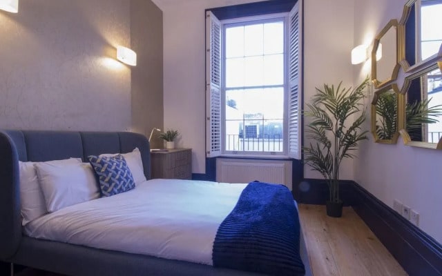 Thames Residences Hyde Park