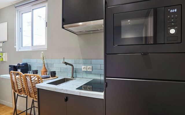 Superb AC Studio Center of Paris