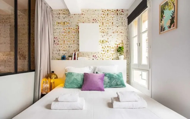 Magnificent 1br/4p Apartment - Montorgueil 6