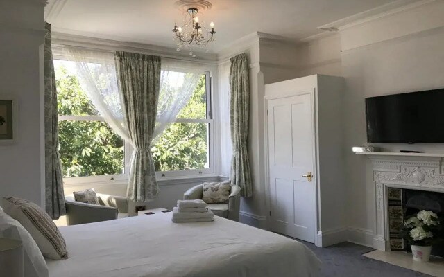 Croham Park Bed & Breakfast