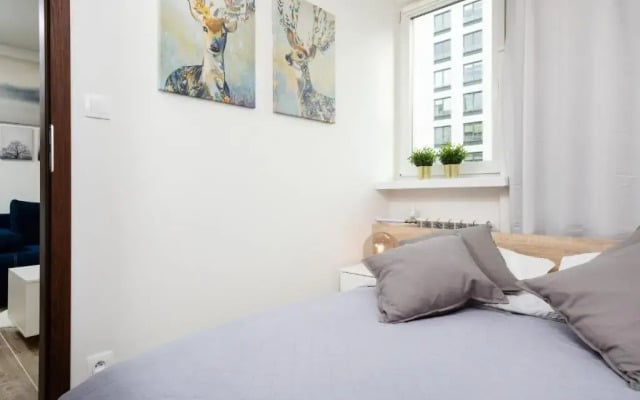 Apartments Warsaw Grzybowska by Renters