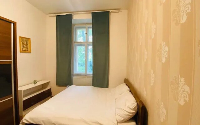Hotel Apartment in Square Praha 2