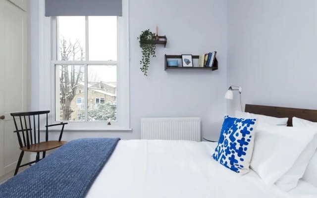 Stylish 2BR Apartment Near Hackney