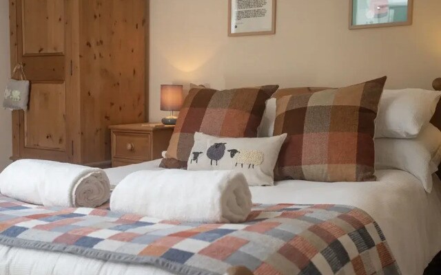 Pinfold Cottage