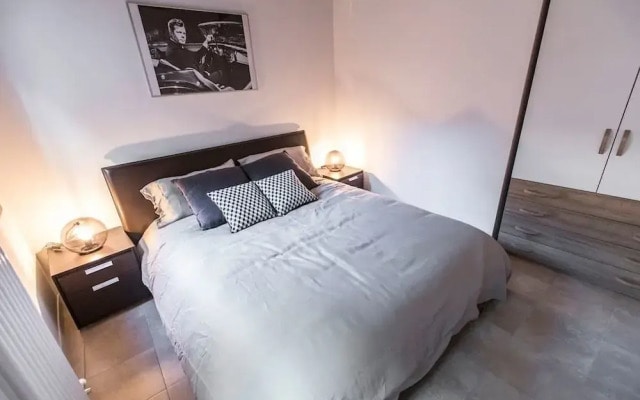 Cà Rezzonico Apartment R&R