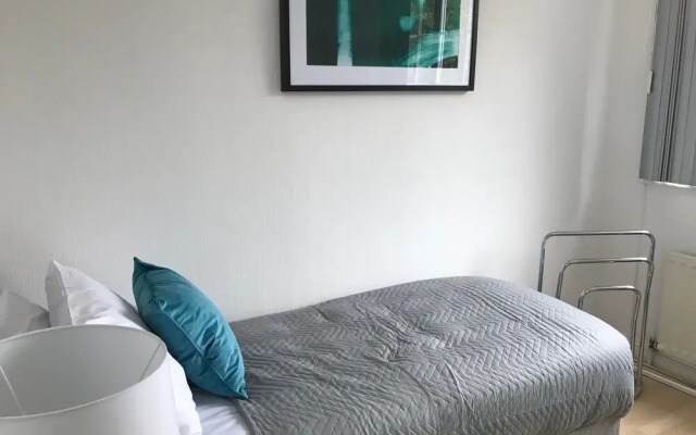 Stay In Liverpool Lytham House