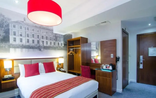 The Kensington Hideaway