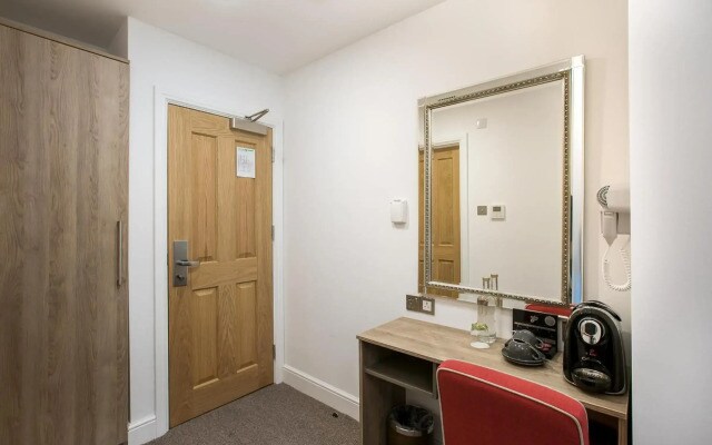 The Porchester Hotel