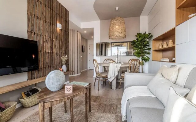 Monda - 2 Bedrooms and Terrace in Goya