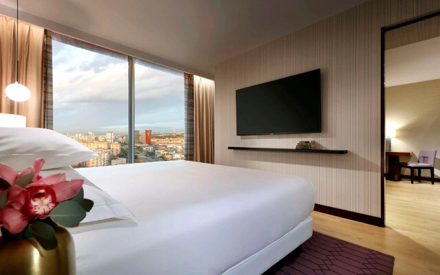 Hyatt Regency Barcelona Tower