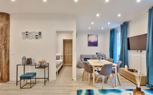 24 - Luxury Parisian Home Montorgueil