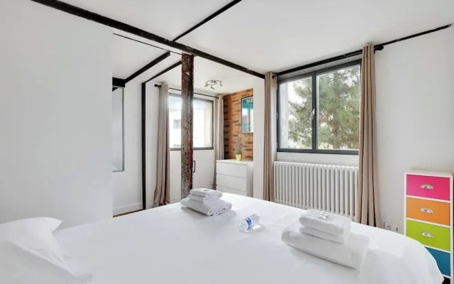 Chic & Spacious Loft 3br/6p Paris Center