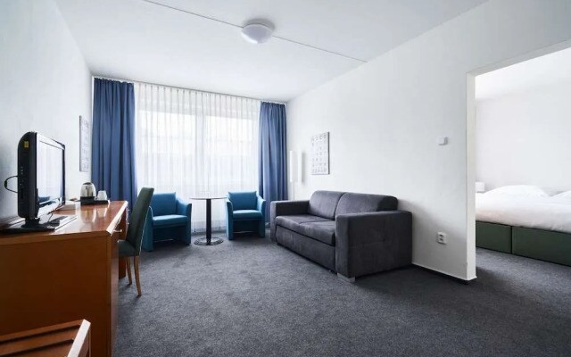 OREA Hotel Voronez II