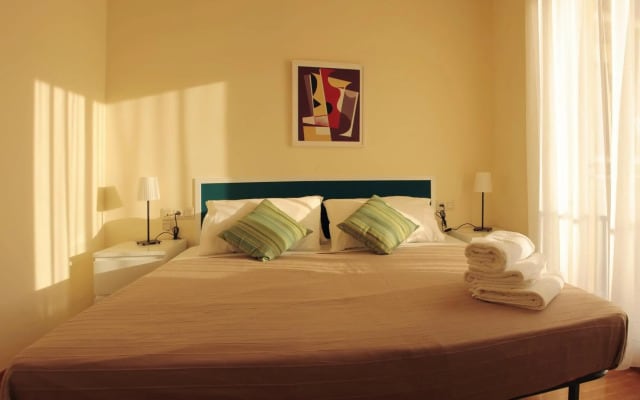 Alguera Apartments Napols