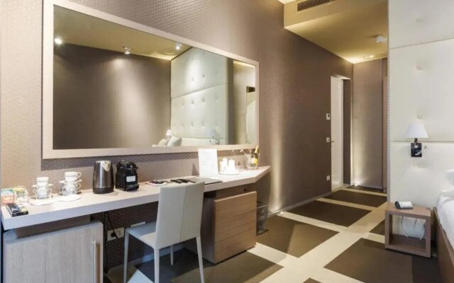 Private Luxury Suite