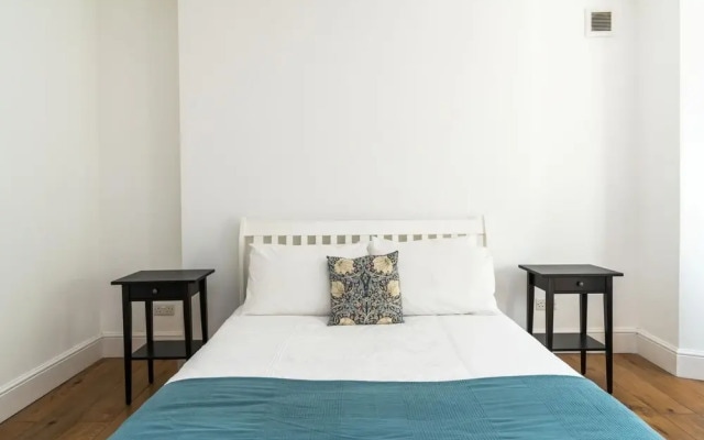 Fantastic 3 Bedroom Flat West Hampstead