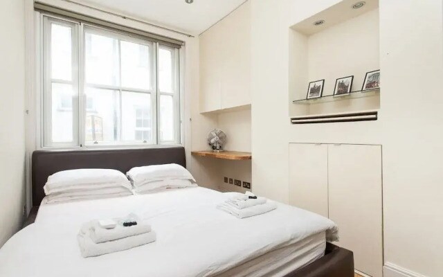 Oxford Street Soho Fitzrovia BasicStudio